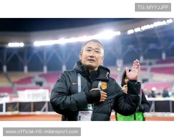 足球圈震动！传奇教练宣布退休