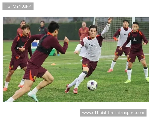 国足中场控制战术分析，国足防守型中场