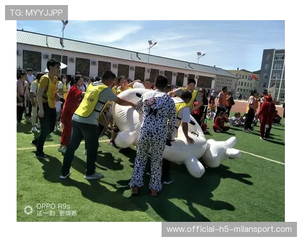 运动“疯狂表演”图片精彩神奇倒映！一场视觉与运动的奇妙对话